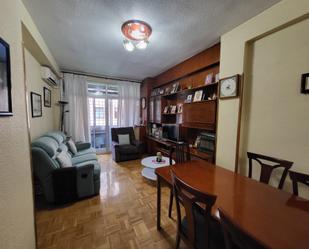 Living room of Flat for sale in  Madrid Capital  with Terrace and Balcony