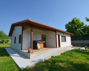 Vista exterior de Casa o xalet de lloguer en Tomiño amb Calefacció, Jardí privat i Traster