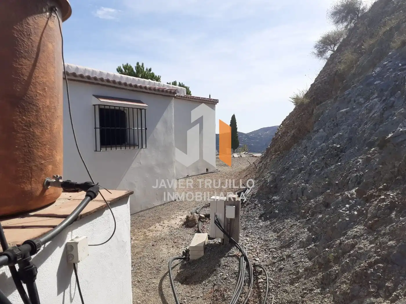 Casa rústica amb piscina en venda a Árchez, imagen 17