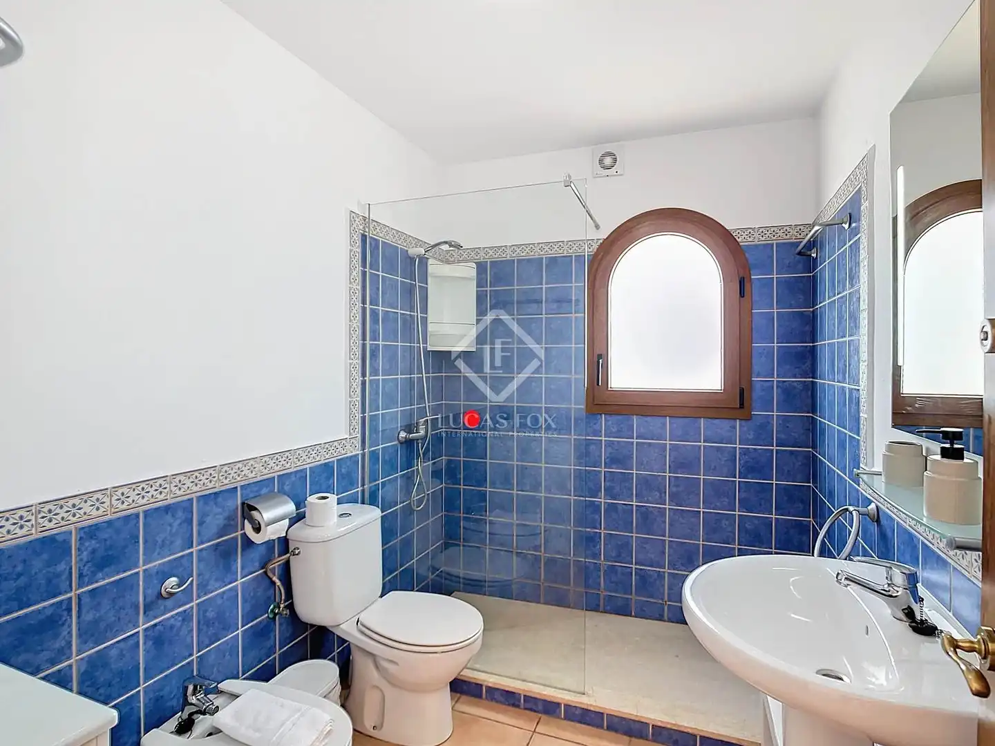 Badezimmer von Country house zum Verkauf in Ciutadella de Menorca mit Klimaanlage, Heizung und Privatgarten