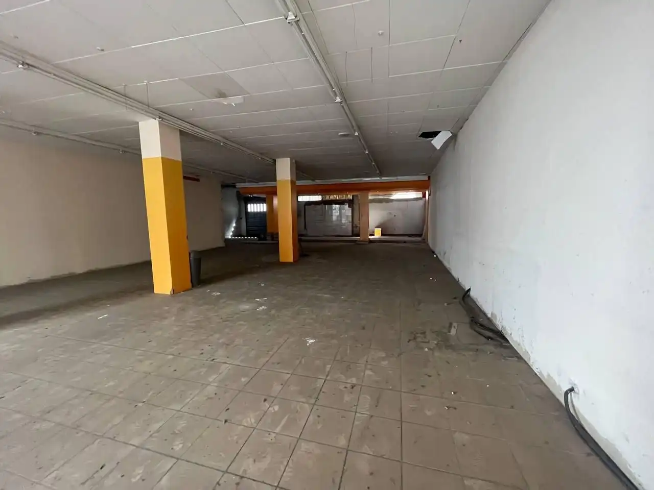 Local comercial en venta en Carrer Bernat Metge, imagen 7