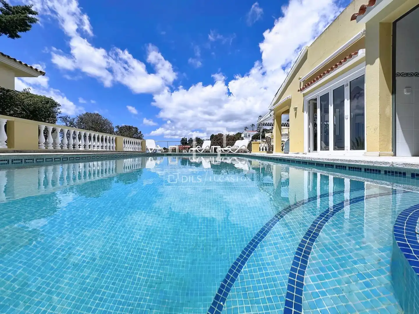 Piscina de Casa o xalet en venda en Alaior amb Aire condicionat, Calefacció i Jardí privat