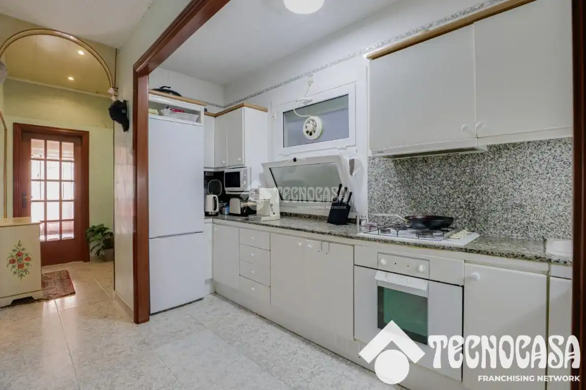 Küche von Wohnung zum Verkauf in Barcelona