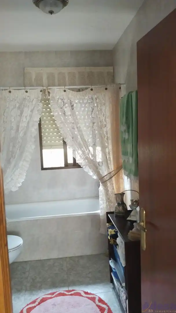 Baño de Casa o chalet en venta en Almorox con Calefacción, Trastero y Piscina