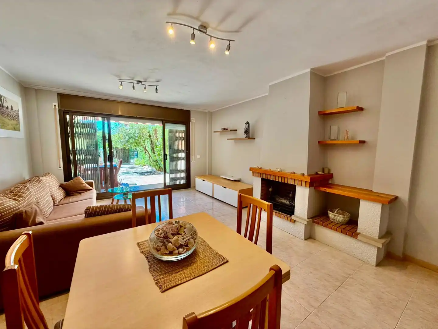 Esszimmer von Maisonette zum Verkauf in Torredembarra mit Heizung, Privatgarten und Terrasse