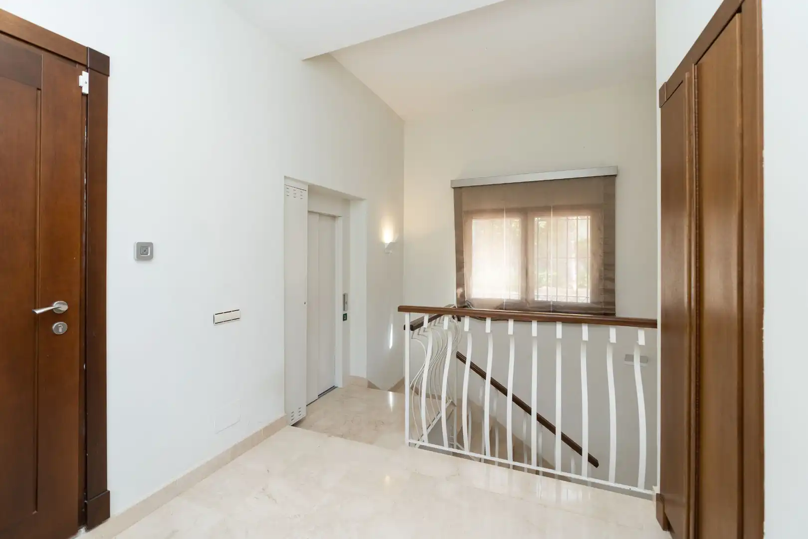 Chalet con terraza en venta en Calle Hinaharros 30, imagen 25