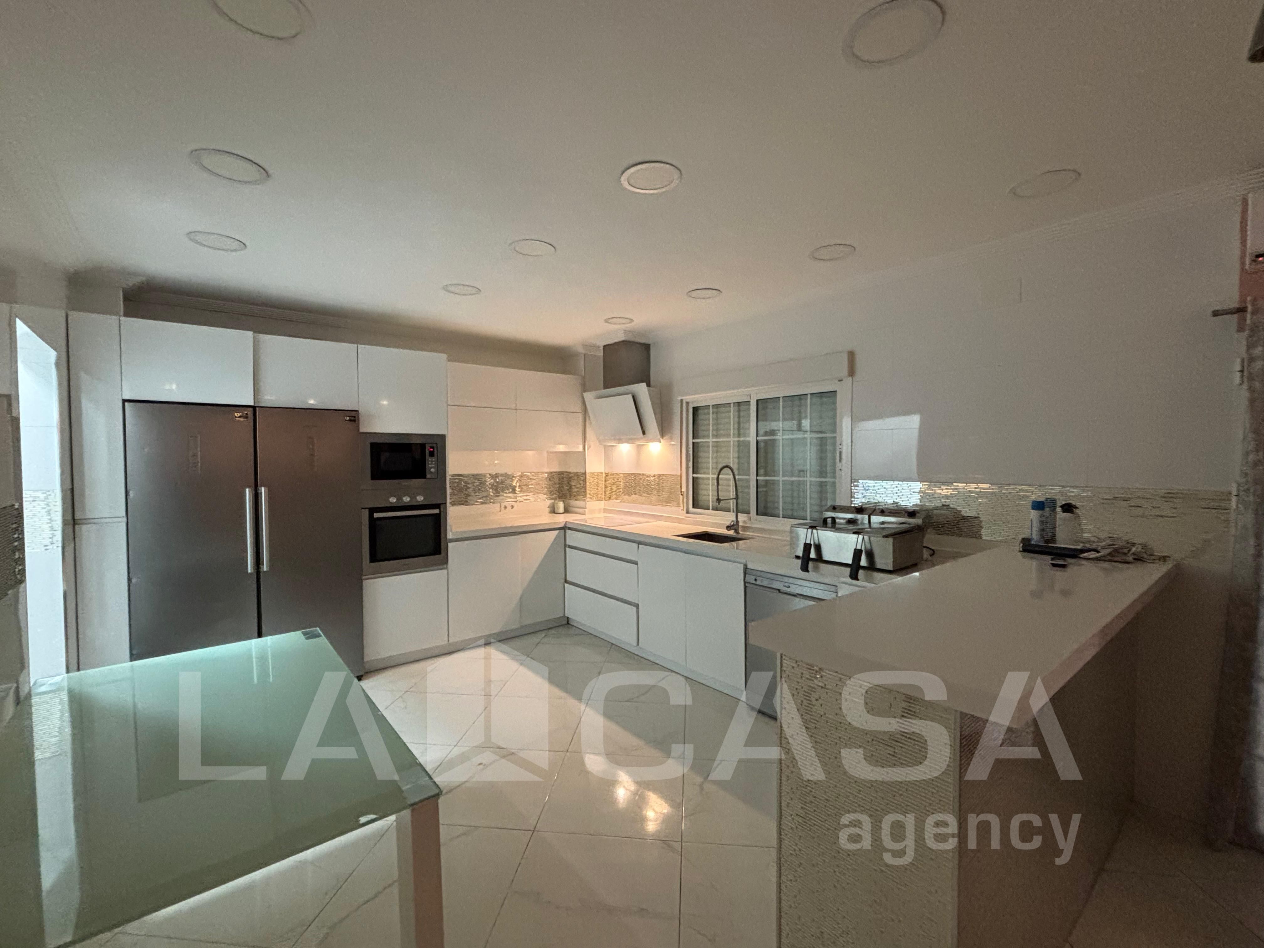 Cocina de Casa o chalet en venta en Dos Hermanas con Aire acondicionado y Trastero