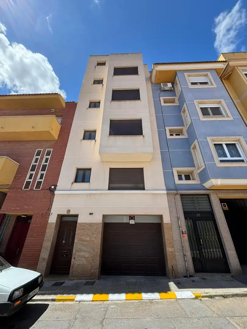 Vista exterior de Piso en venta en Yecla