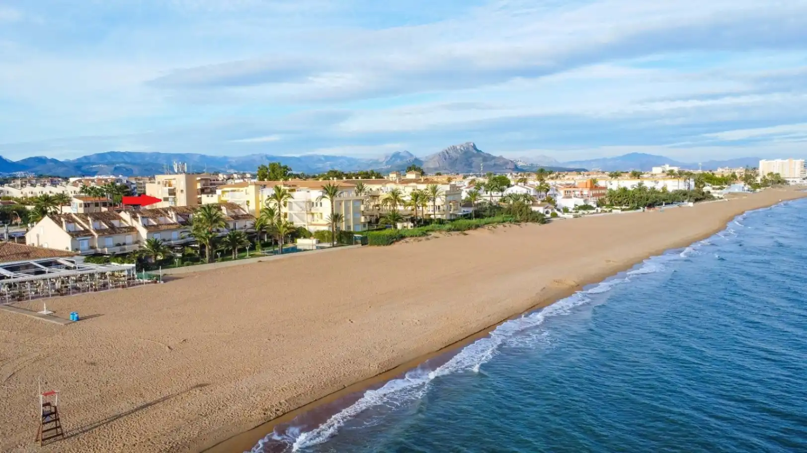 Vista exterior de Apartament en venda en Dénia amb Aire condicionat, Terrassa i Piscina