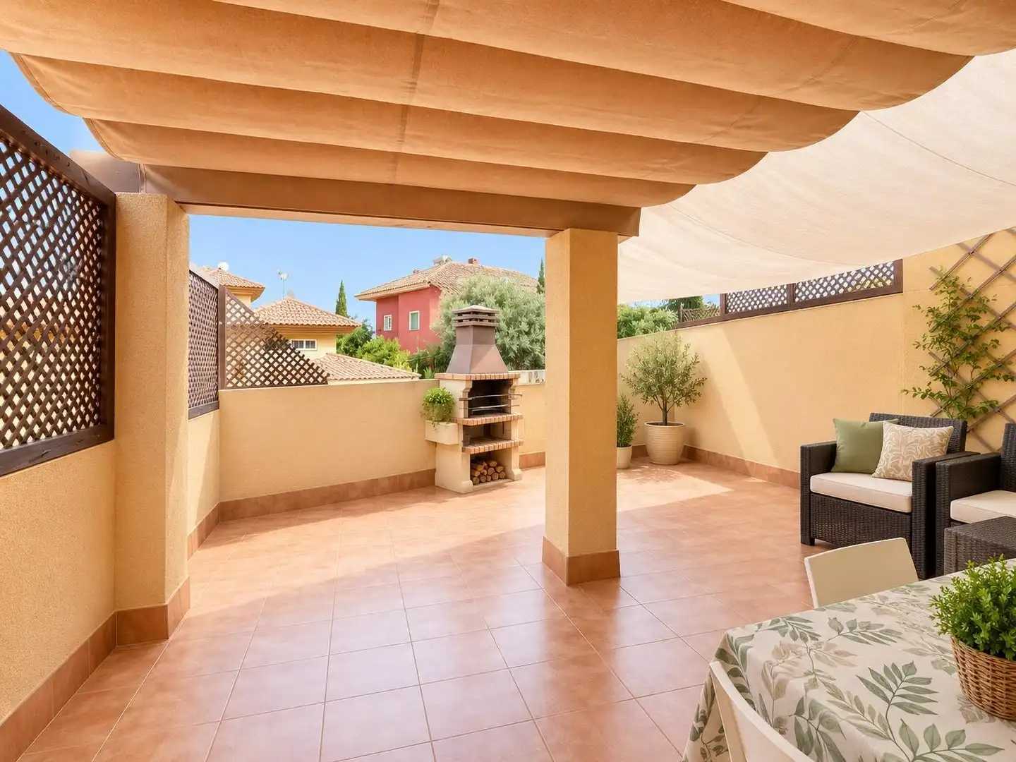 Terrassa de Casa adosada en venda en Vícar amb Terrassa, Traster i Piscina comunitària