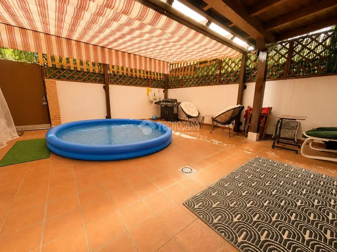 Swimming pool of Flat for sale in San Martín de la Vega  with Air Conditioner, Private garden and Furnished