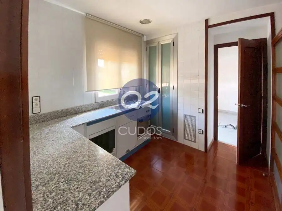 Kitchen of Flat for sale in Balaguer  with Air Conditioner, Heating and Parquet flooring