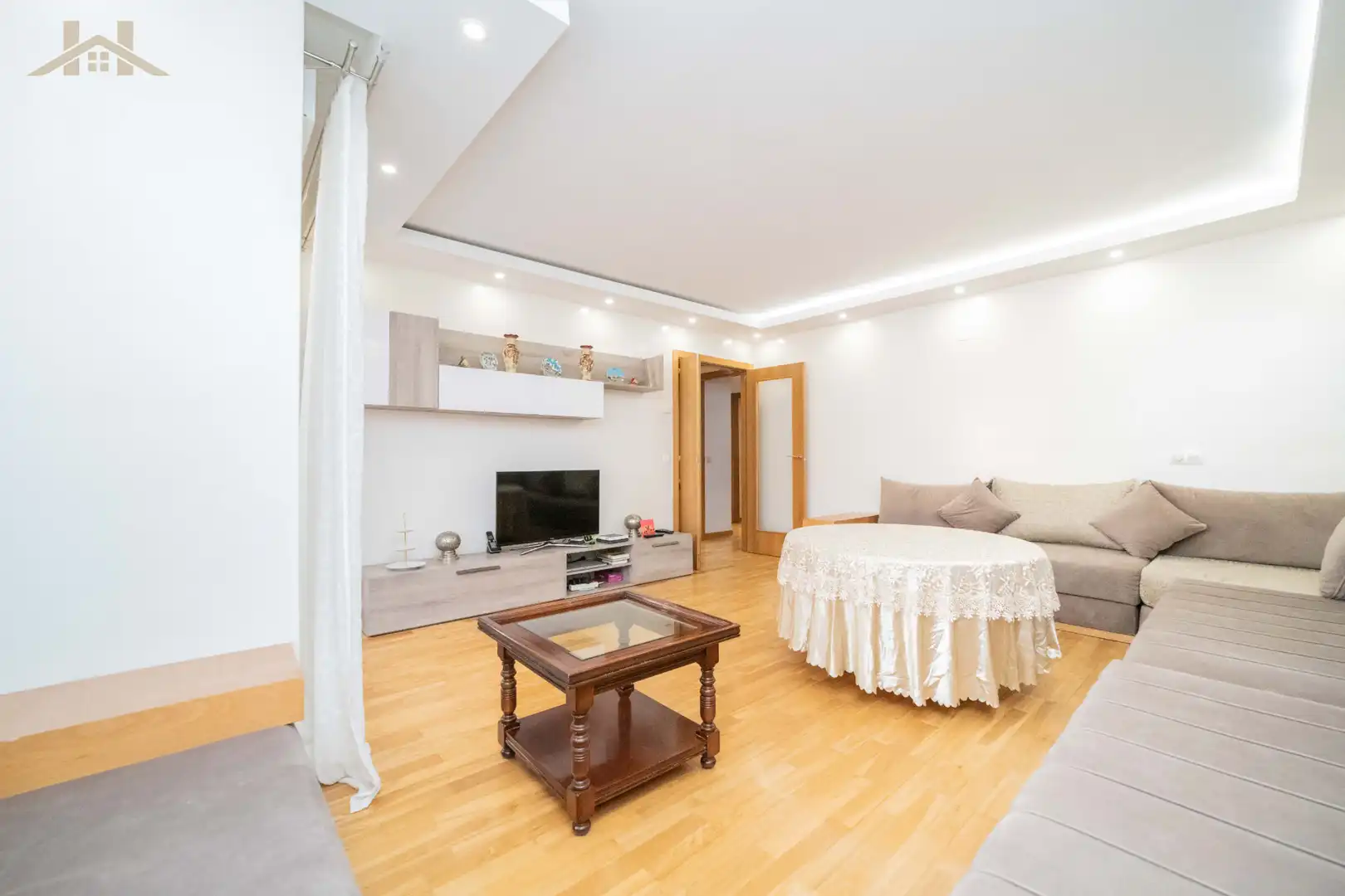 Sala d'estar de Pis en venda en Arroyomolinos (Madrid) amb Calefacció, Terrassa i Traster