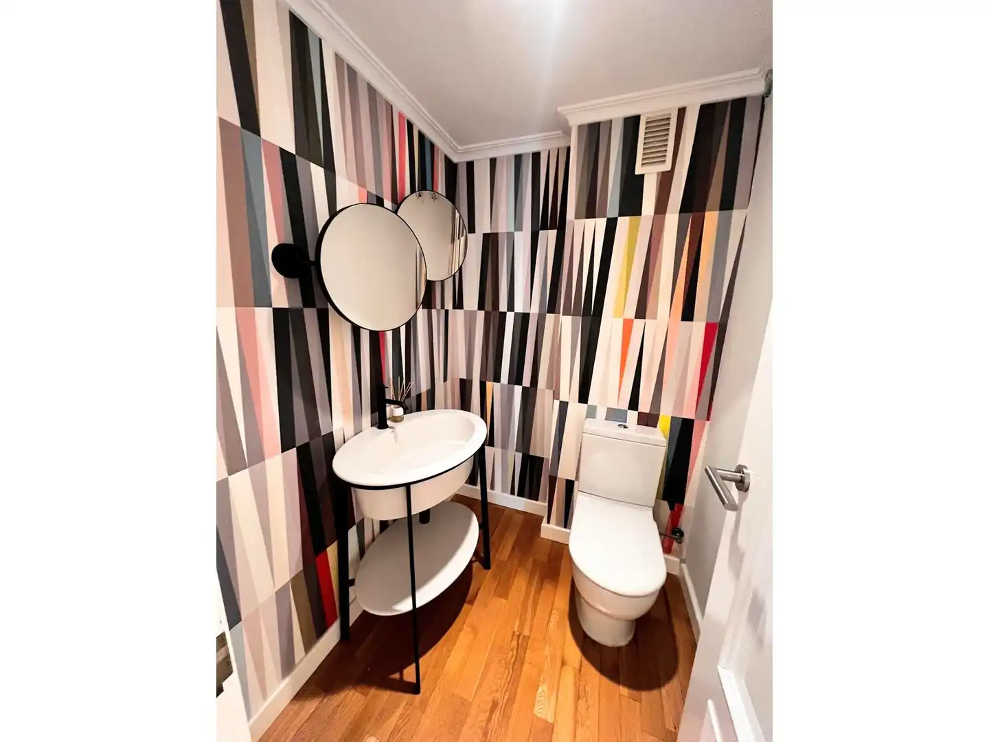 Baño de Piso de alquiler en Benidorm con Aire acondicionado, Calefacción y Jardín privado