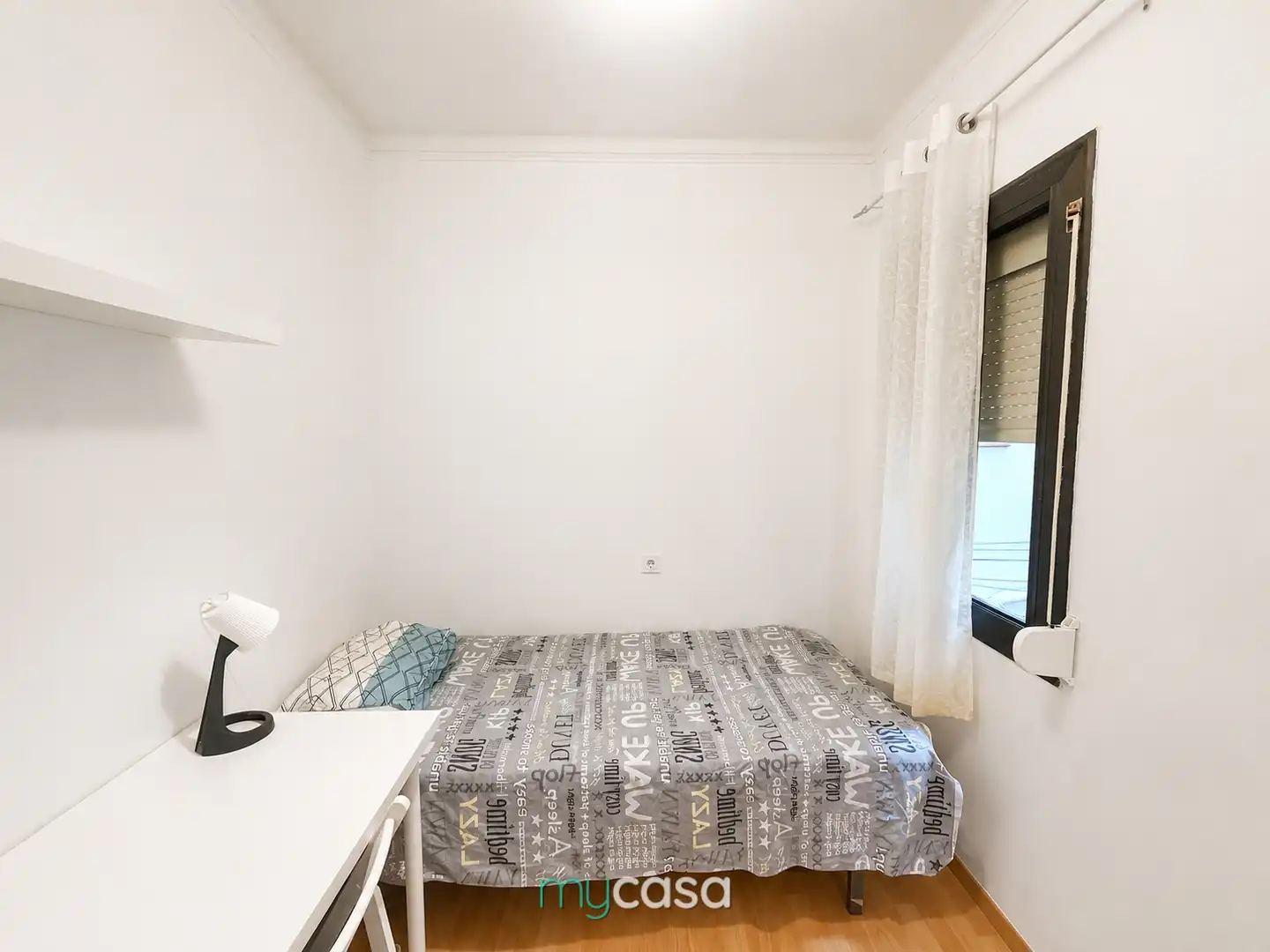 Schlafzimmer von Wohnung zum Verkauf in Barcelona mit Klimaanlage, Heizung und Parkett