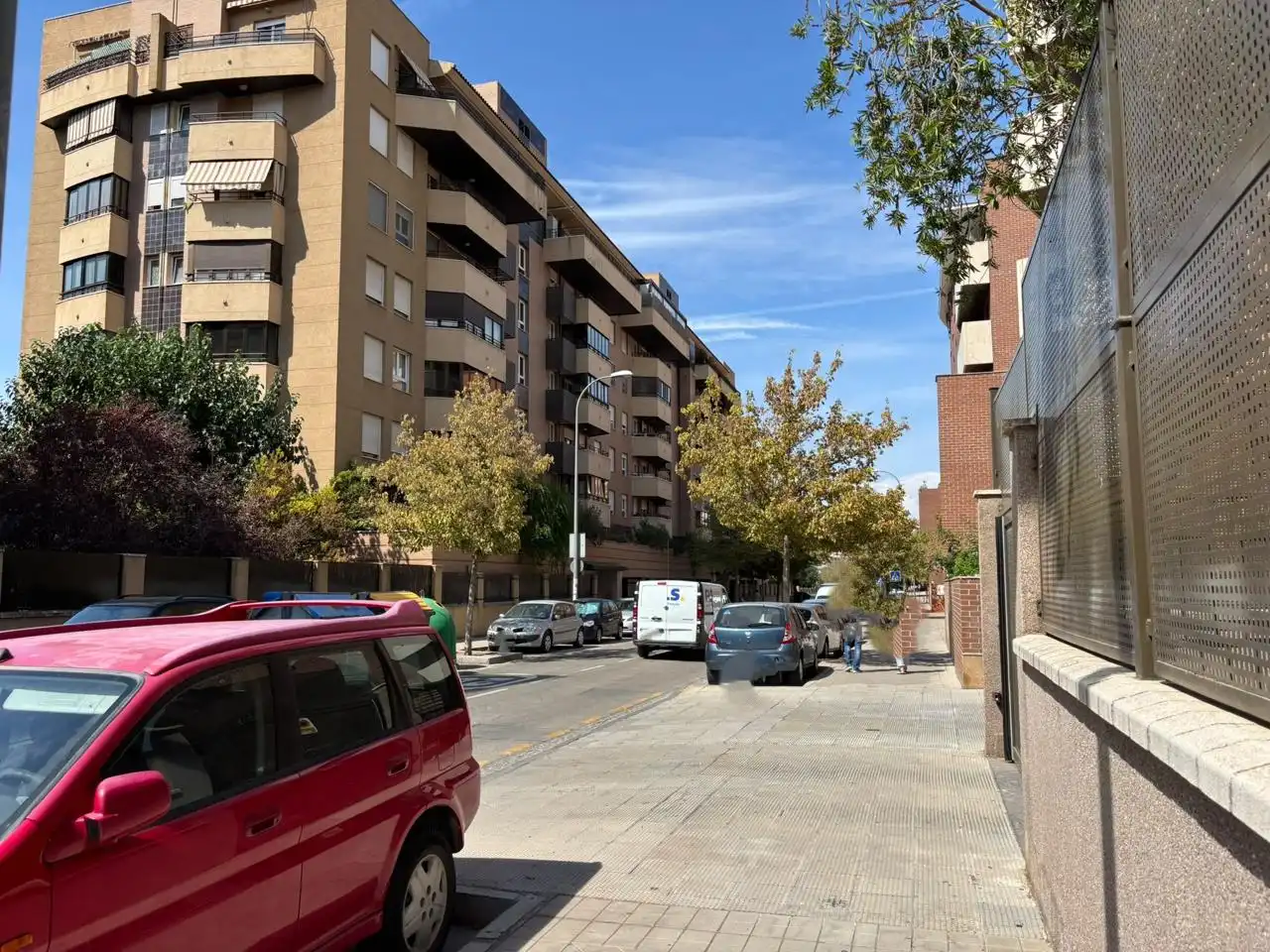 Parcheggio in affitto a Calle Cádiar