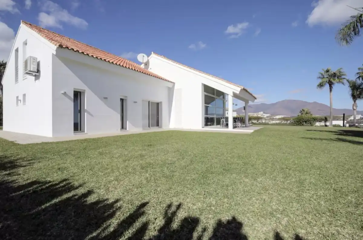 Chalet con piscina en venta en Manilva Pueblo, imagen 22