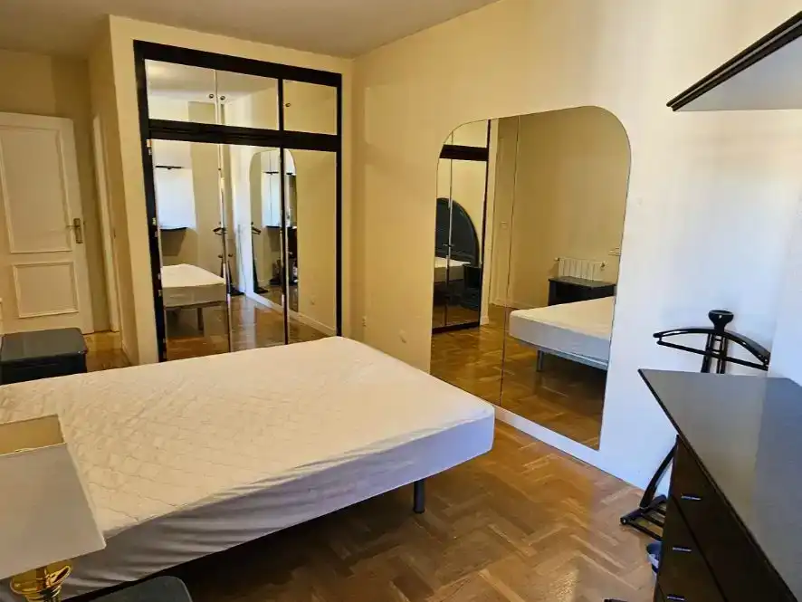 Bedroom of Flat for rent in  Pamplona / Iruña  with Parquet flooring, Storage room and Furnished