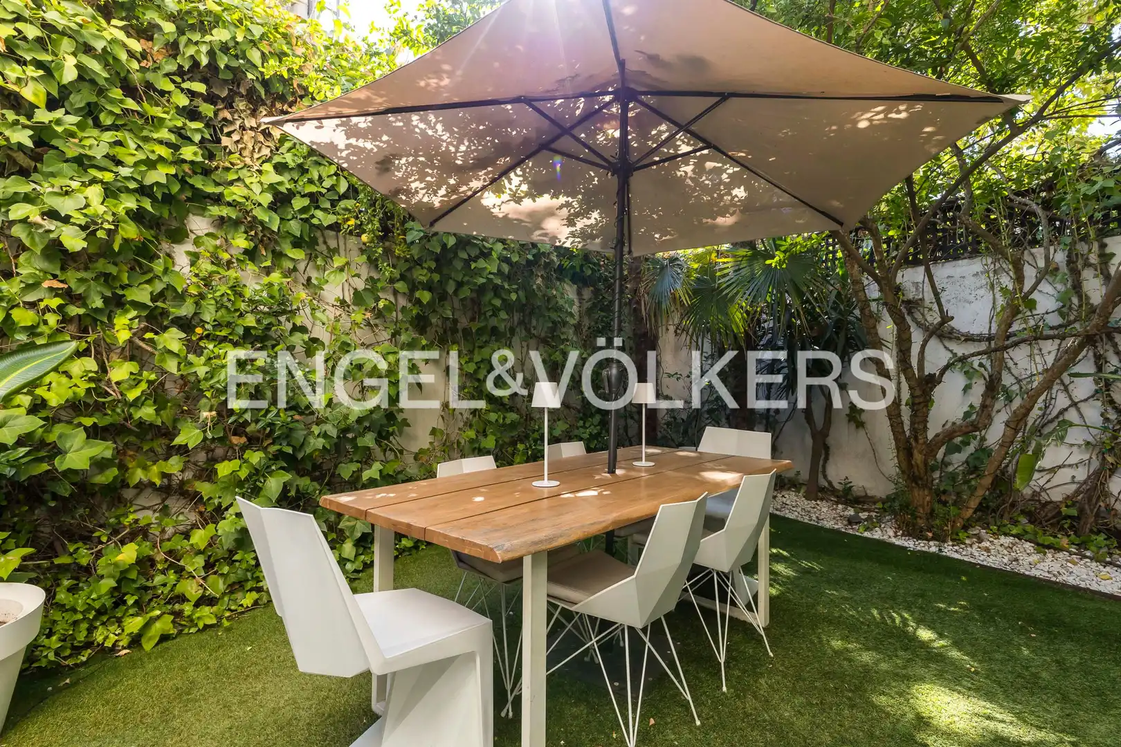 Terraza de Casa o chalet en venta en Madrid con Aire acondicionado, Calefacción y Jardín privado