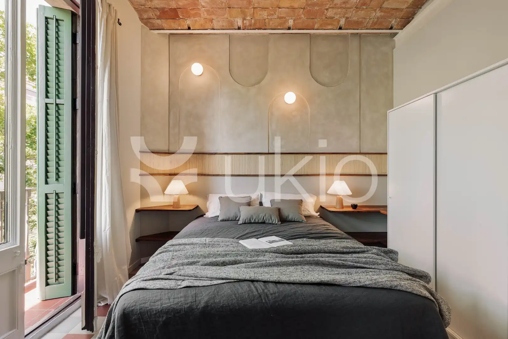 Habitación de Apartamento de alquiler en Barcelona con Aire acondicionado, Calefacción y Amueblado