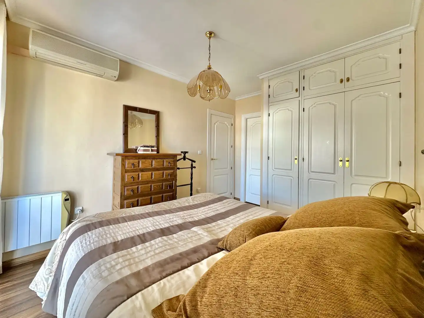Habitación de Apartamento en venta en Almuñécar con Aire acondicionado, Terraza y Amueblado