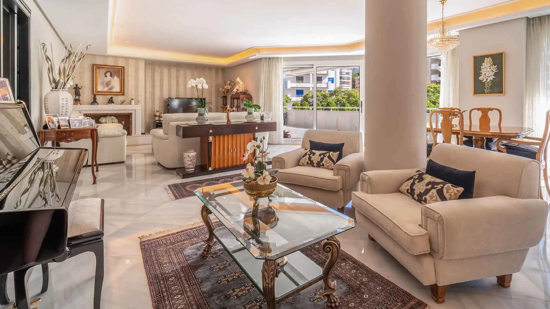 Sala de estar de Apartamento en venta en Marbella con Aire acondicionado, Terraza y Trastero