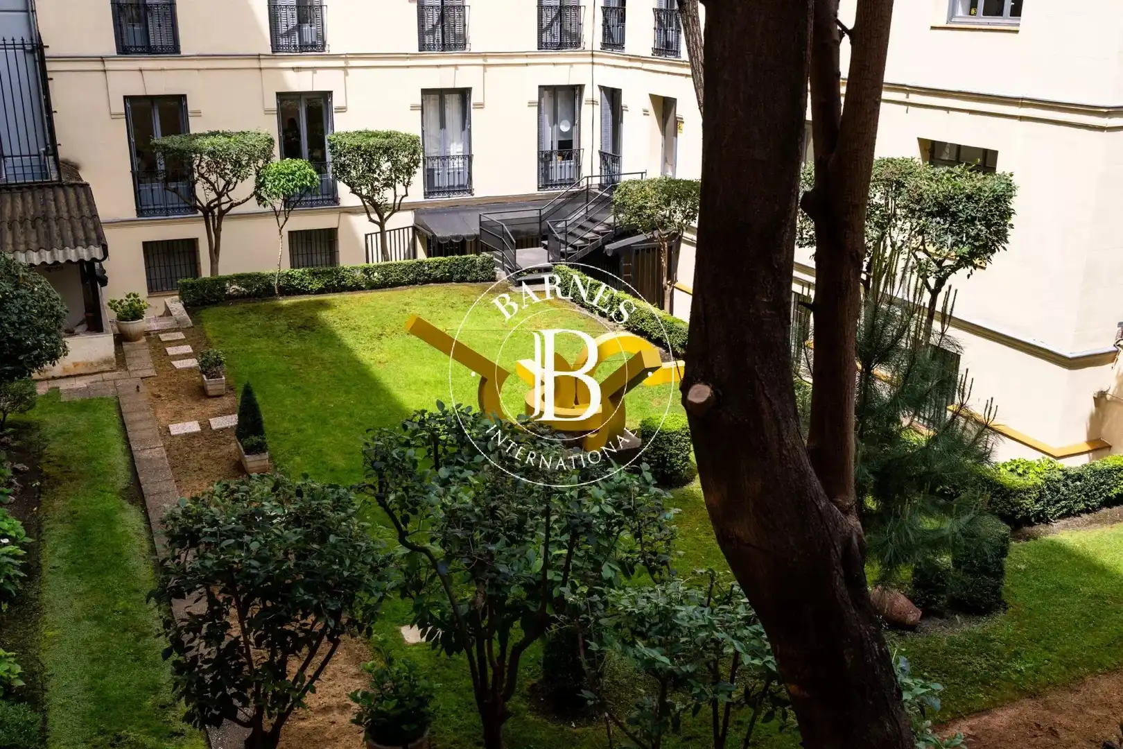 Garden of Flat for rent in Madrid  with Air Conditioner, Heating and Storage room