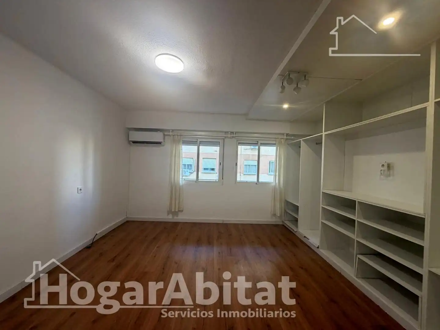 Habitación de Piso en venta en Llíria con Aire acondicionado y Balcón