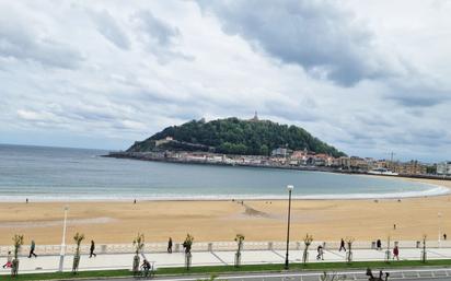 Exterior view of Flat for sale in Donostia - San Sebastián   with Balcony