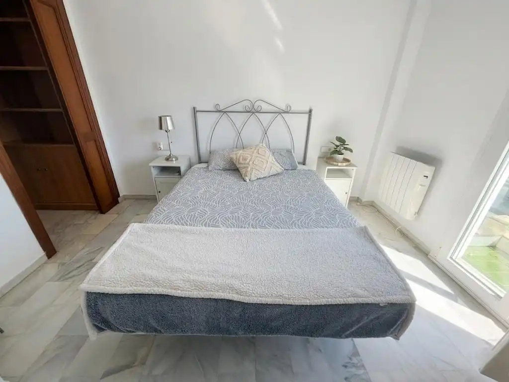 Dormitori de Casa o xalet en venda en Torremolinos amb Aire condicionat, Calefacció i Jardí privat