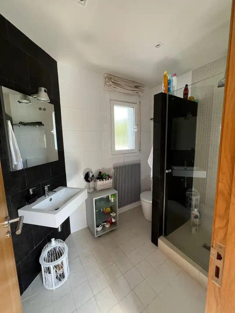 Baño de Casa o chalet de alquiler en Mont-roig del Camp con Aire acondicionado, Jardín privado y Parquet