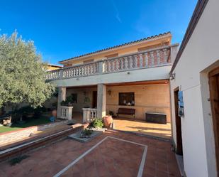 Exterior view of House or chalet for sale in Montoliu de Lleida  with Air Conditioner, Terrace and Swimming Pool