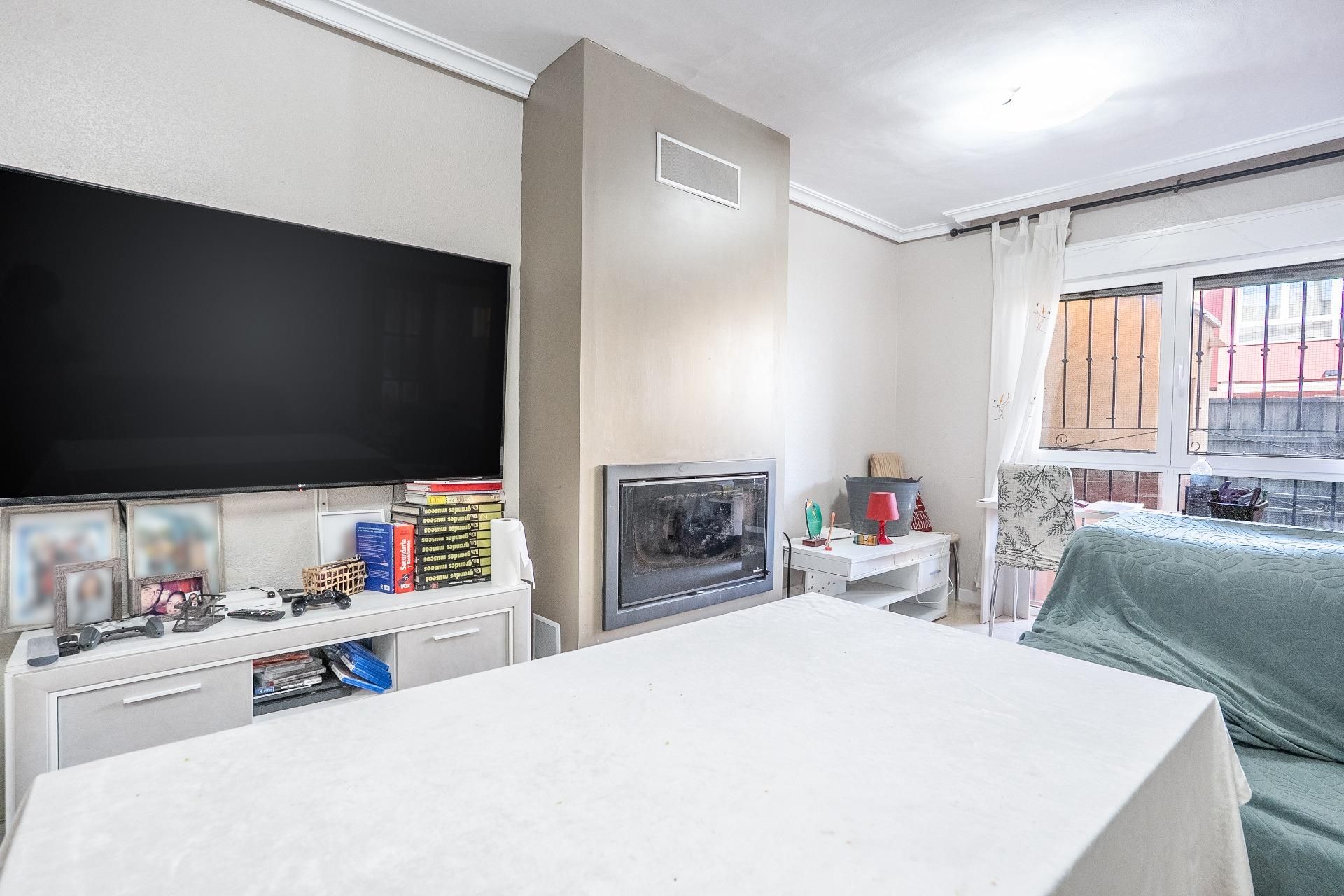 Dormitori de Casa adosada en venda en Benahadux amb Aire condicionat i Traster