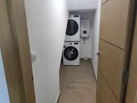 Wohnung zur Miete in Muxía mit Privatgarten, Abstellraum und Möbliert