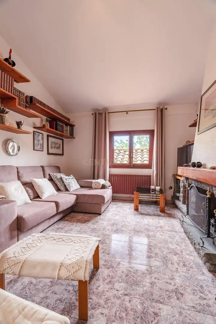 Sala d'estar de Casa o xalet en venda en Vespella de Gaià amb Jardí privat, Traster i Balcó
