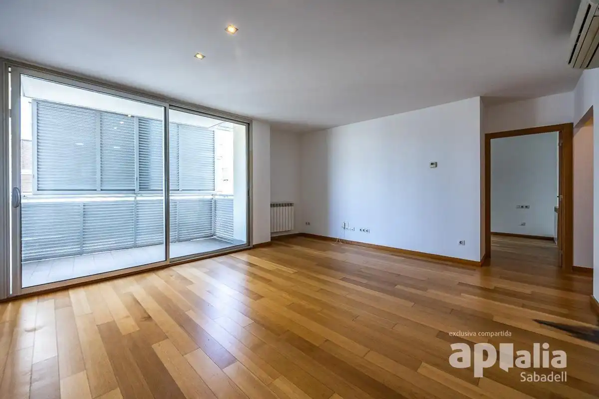 Schlafzimmer von Wohnung zum Verkauf in Sabadell mit Heizung und Abstellraum