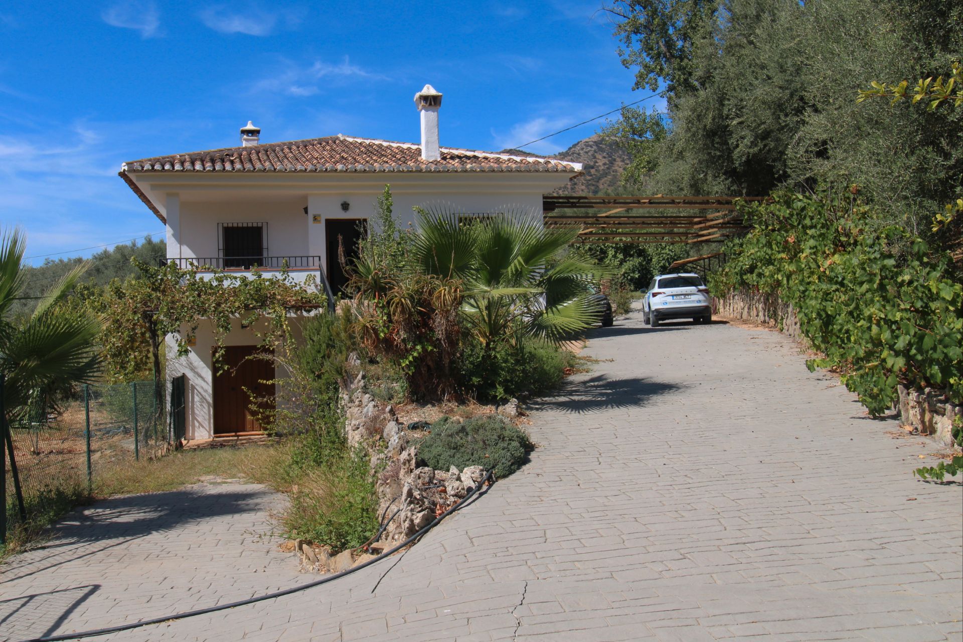 Außenansicht von Country house zum verkauf in Periana mit Heizung, Privatgarten und Terrasse