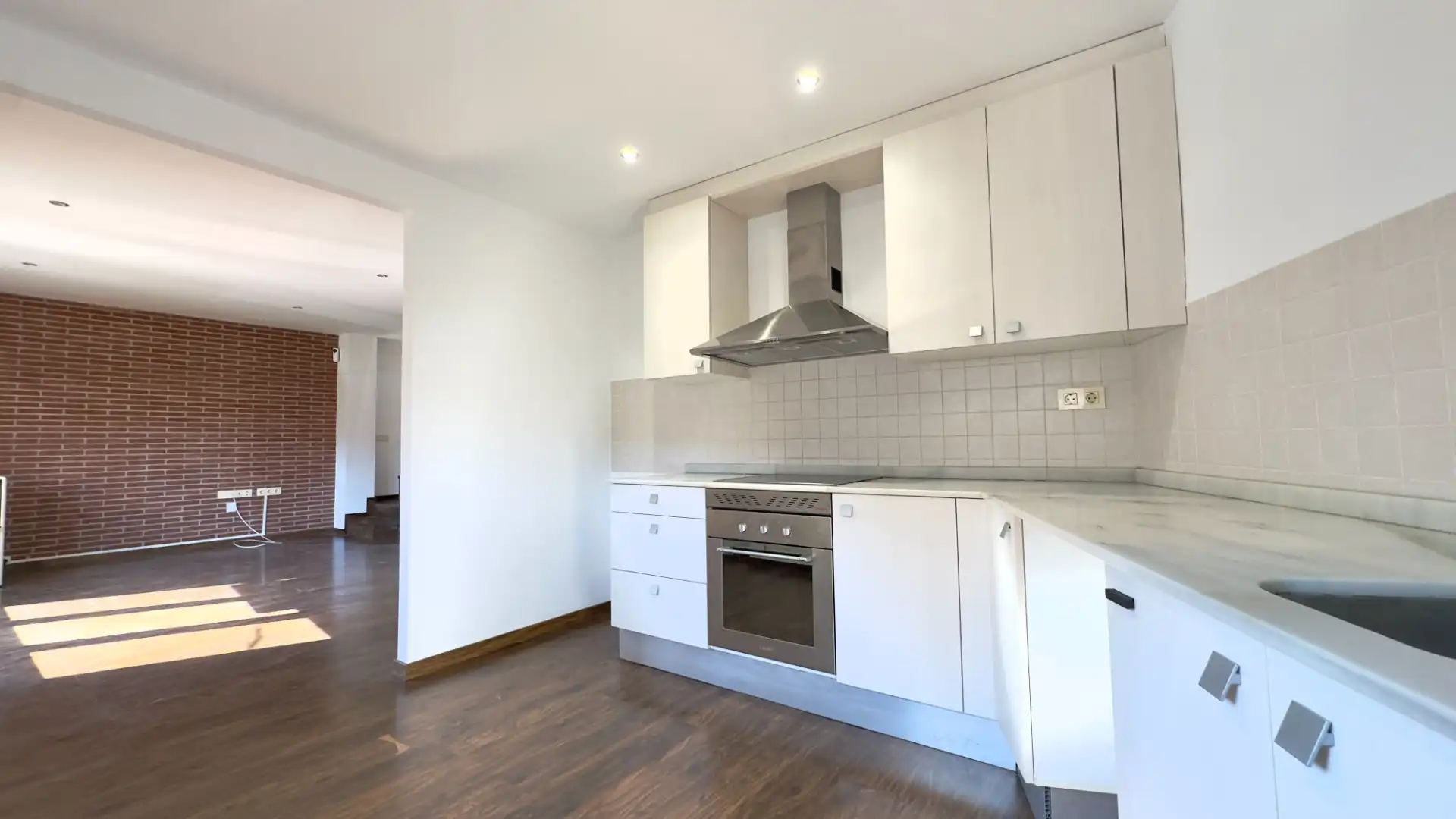 Cocina de Dúplex en venta en Sant Llorenç Savall con Calefacción, Parquet y Horno