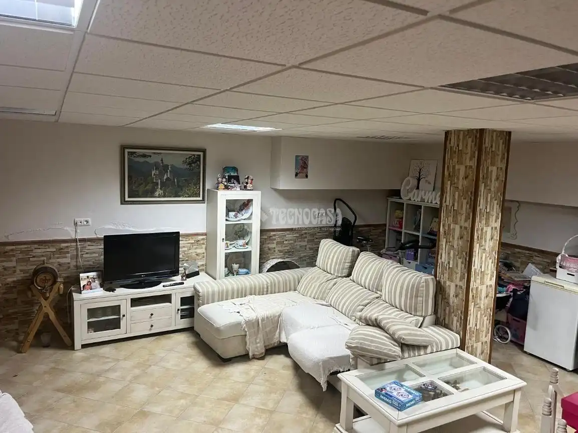 Casa adosada en venta en Centro - Doña Mercedes