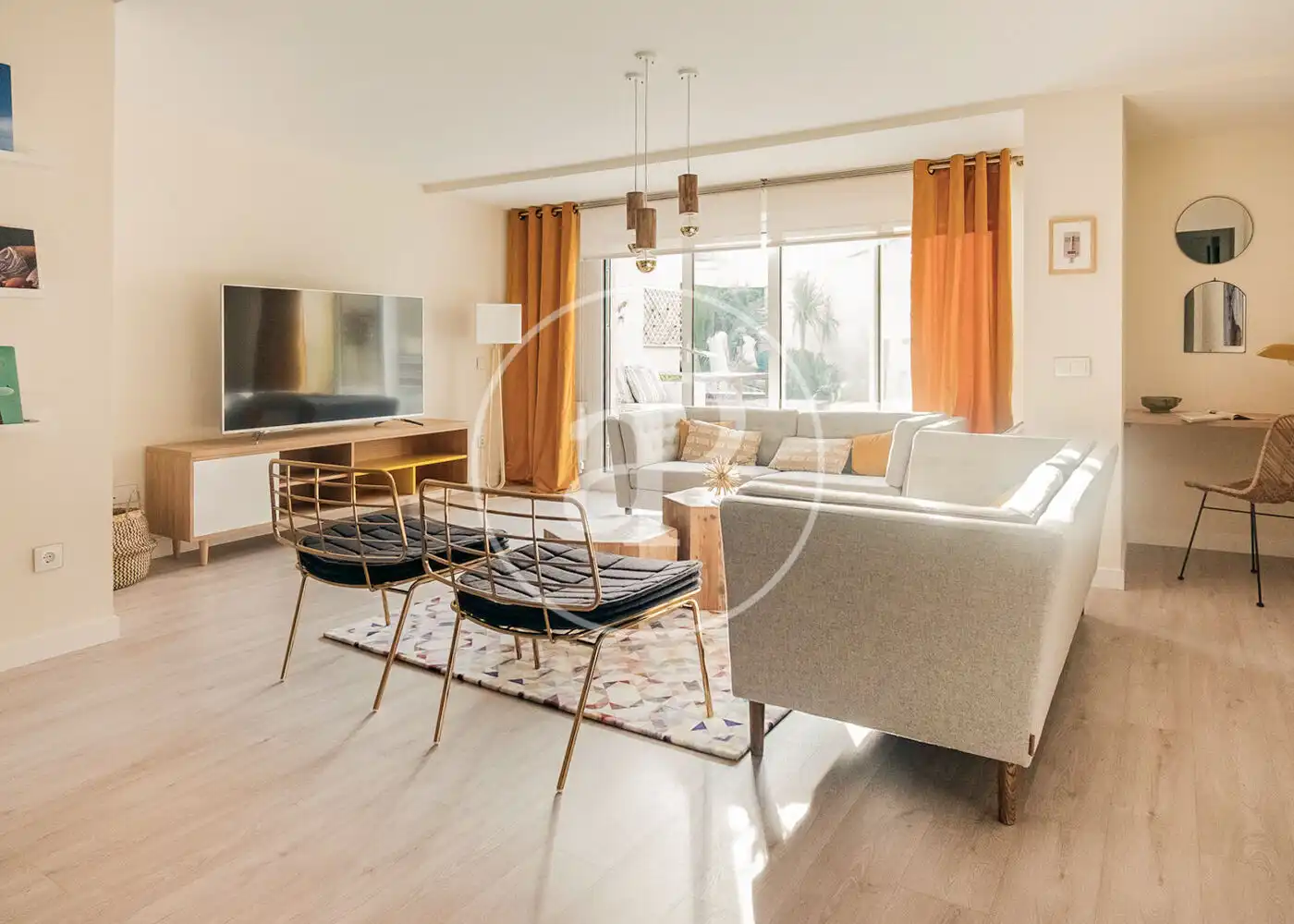 Attic for rent in C. de los Caños del Peral, Palacio