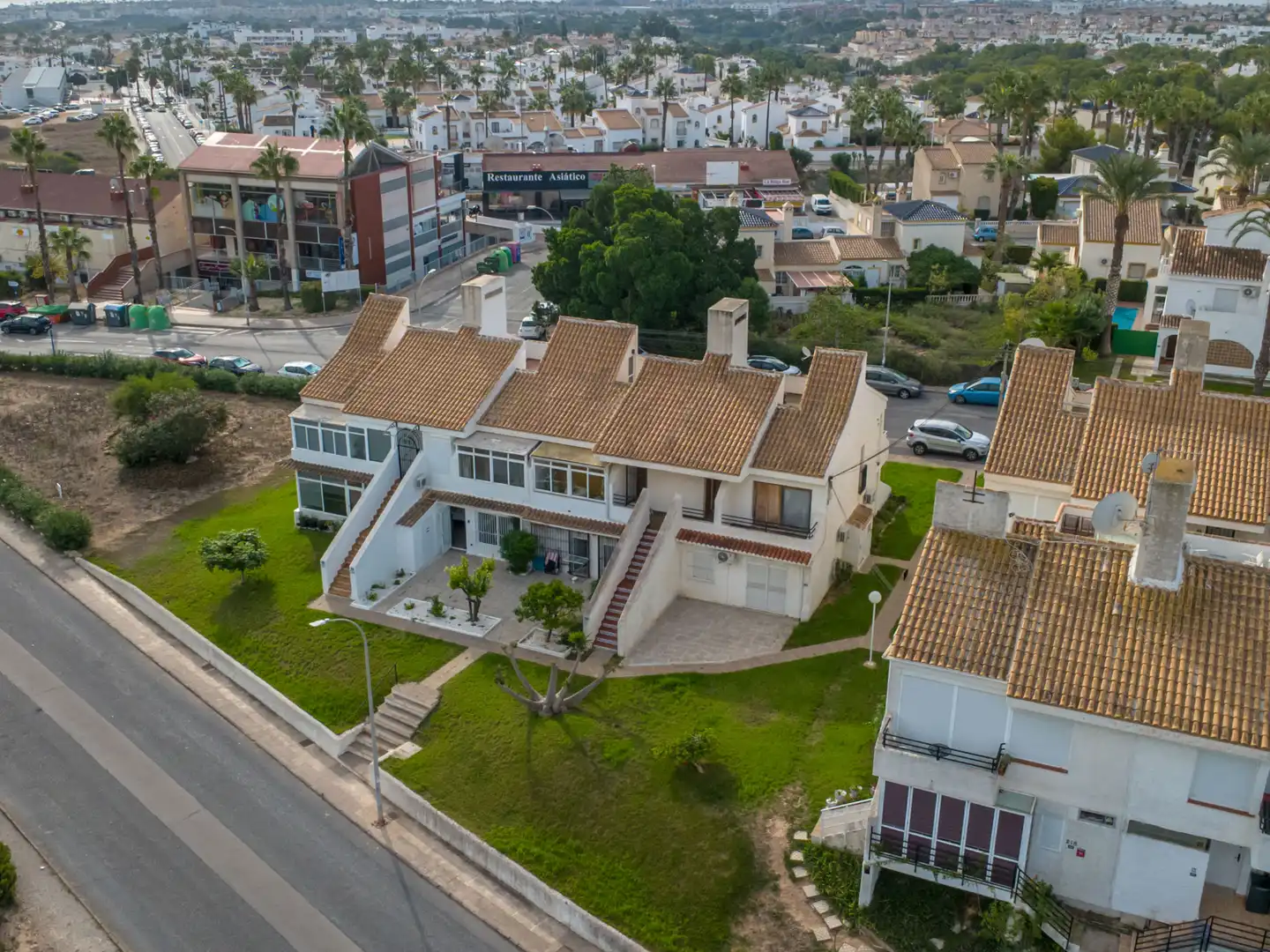 Bungalow with garden for sale in Calle Manuel de Falla 12, imagen 31