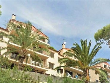 Apartament amb piscina en venda a Carrer Mediterrània 24