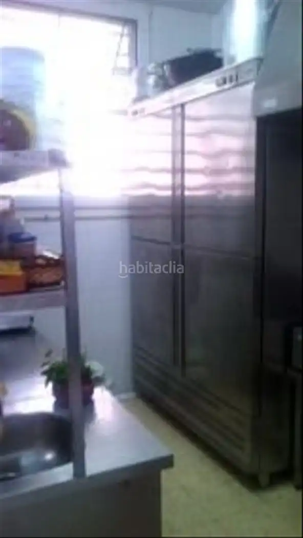 Local comercial en venta en Carrer Empordà 1, imagen 8