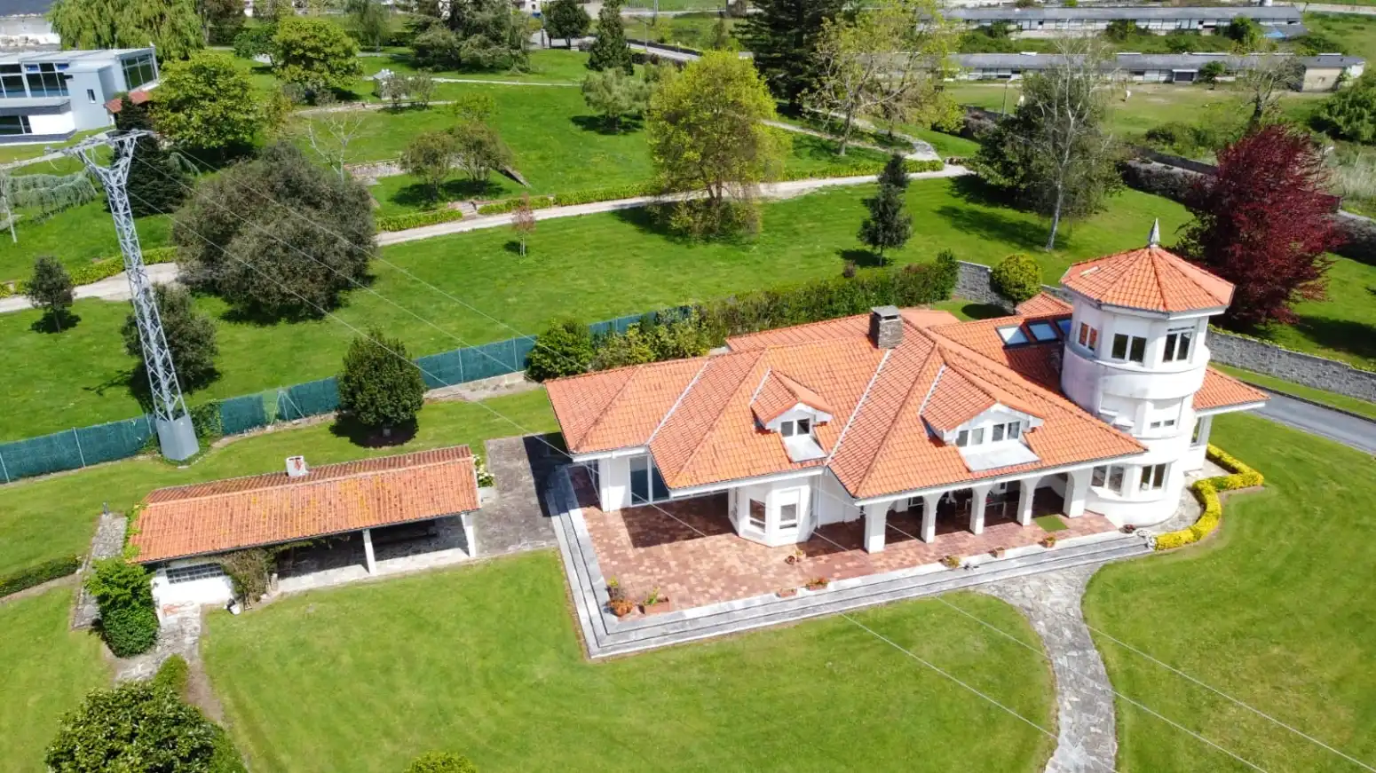 Vista exterior de Casa o chalet en venta en Reocín con Calefacción, Jardín privado y Terraza