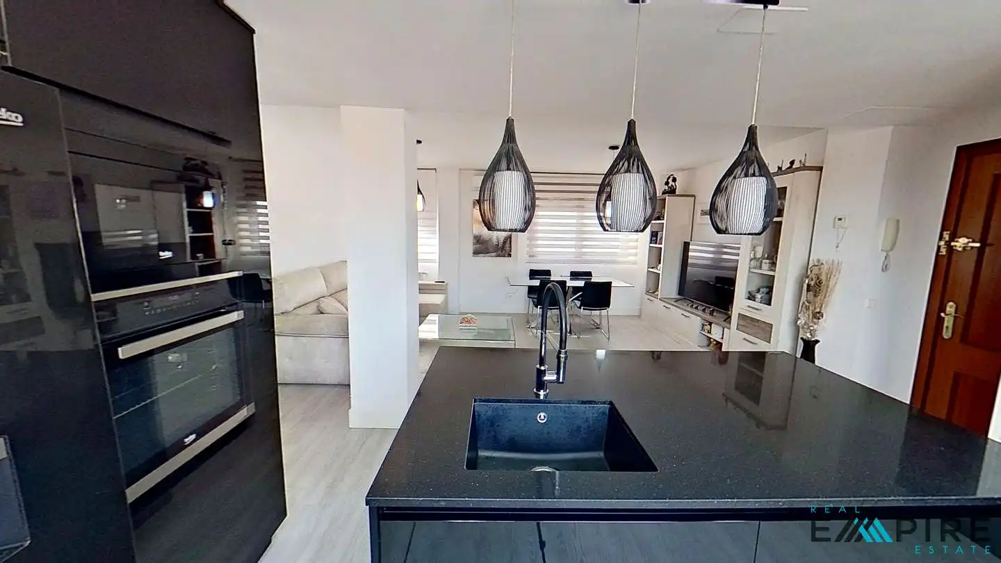 Cocina de Ático en venta en Illescas con Aire acondicionado, Calefacción y Jardín privado