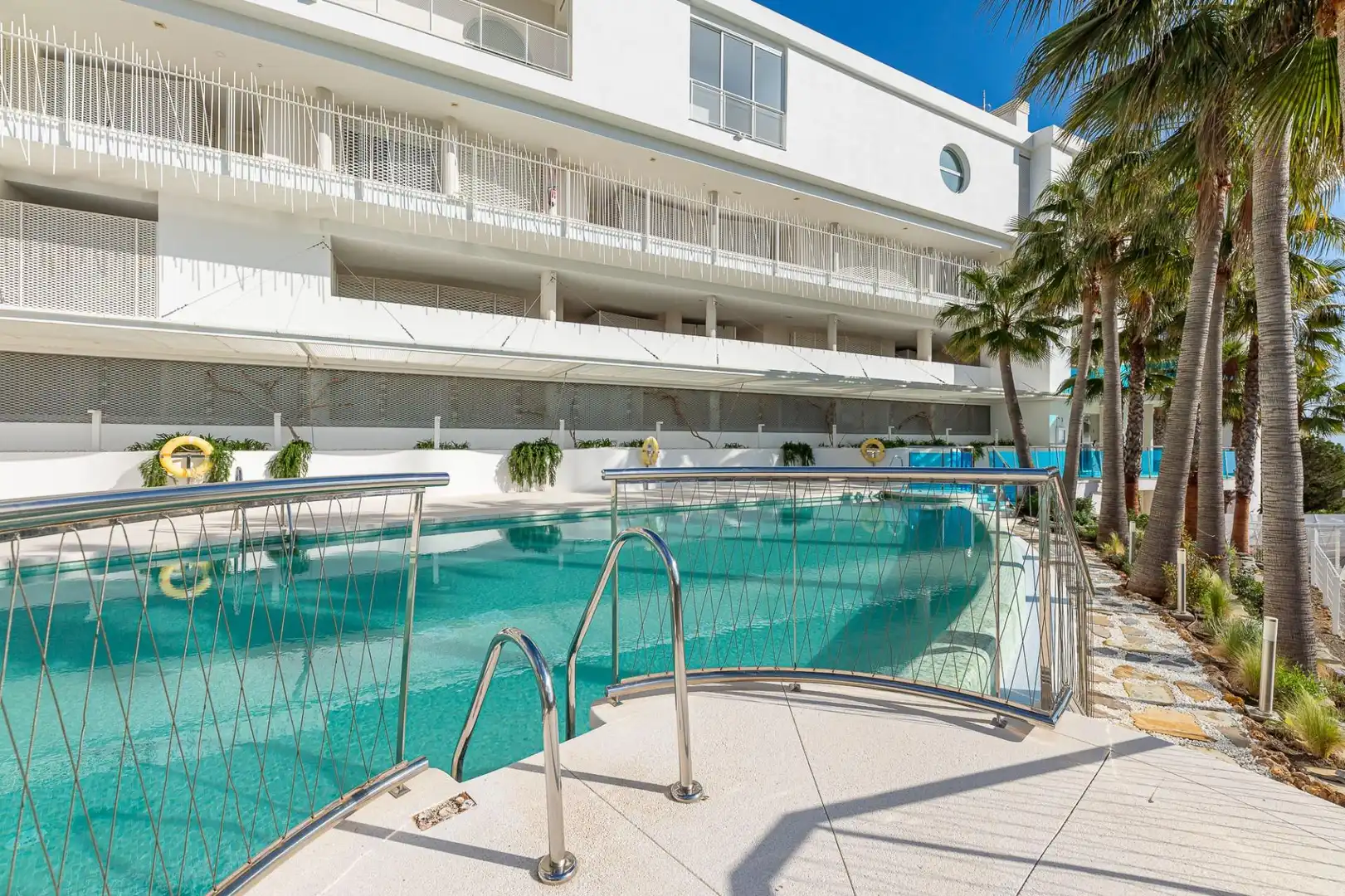 Piscina de Apartament en venda en Benalmádena amb Aire condicionat, Calefacció i Terrassa