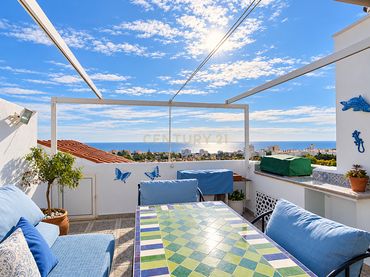 Apartament amb piscina en venda a Calle Medina Azahara, Benalmádena, Spain 2
