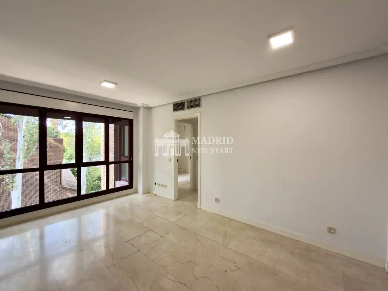 Jardín de Piso de alquiler en Ciudad Lineal