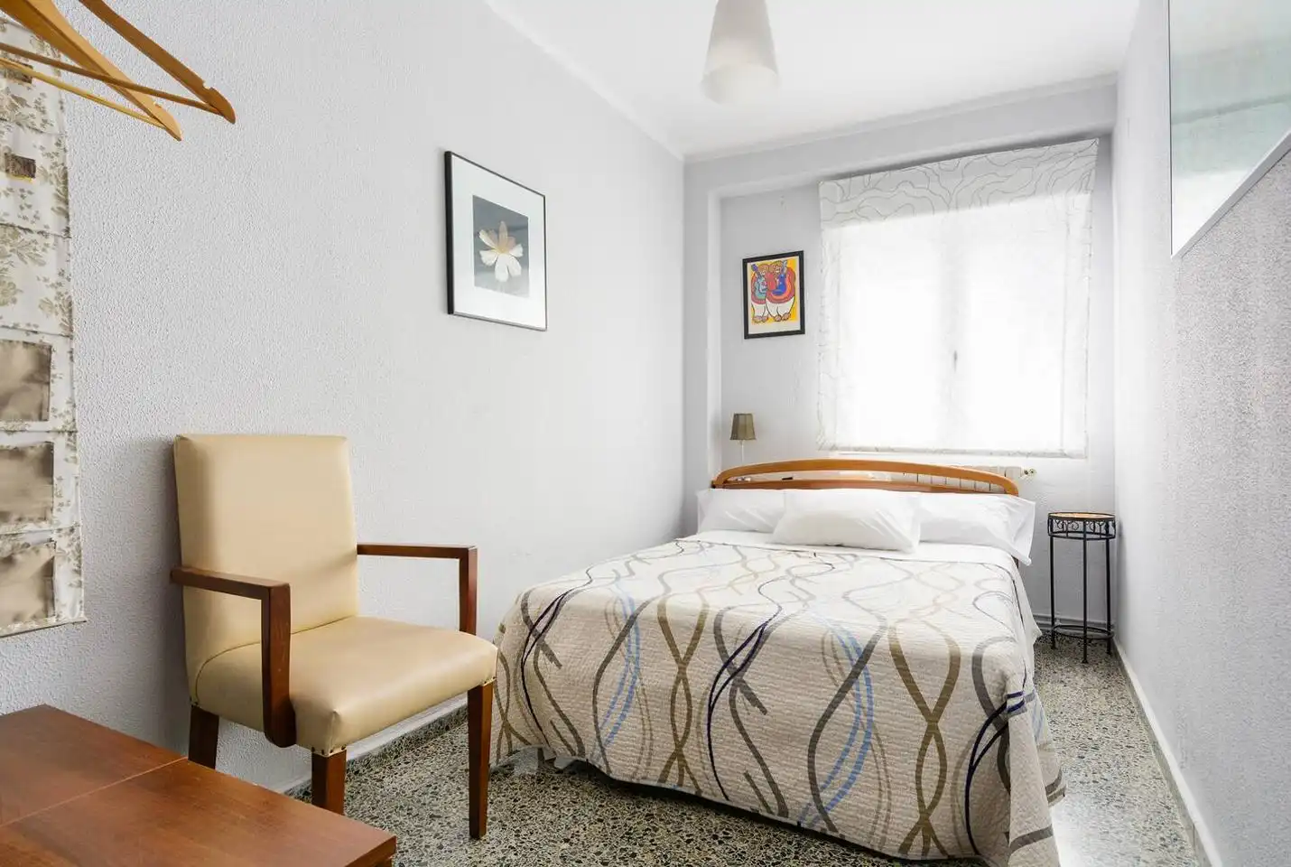 Habitación de Piso de alquiler en Zaragoza con Aire acondicionado, Amueblado y Internet
