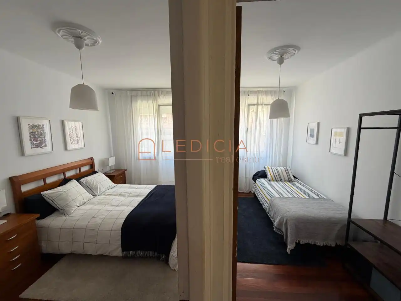 Habitación de Casa o chalet de alquiler en Cangas  con Calefacción, Jardín privado y Parquet